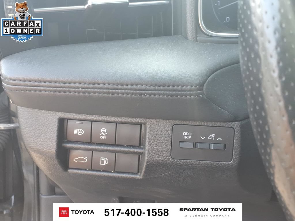 Used 2019 Toyota Avalon XSE w/ Carpet Mat Package FWD image 17