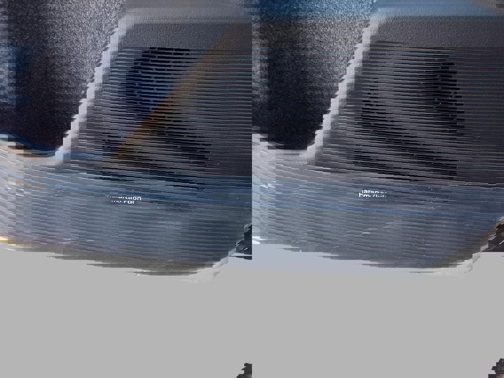 New 2026 Subaru Outback Limited image 13