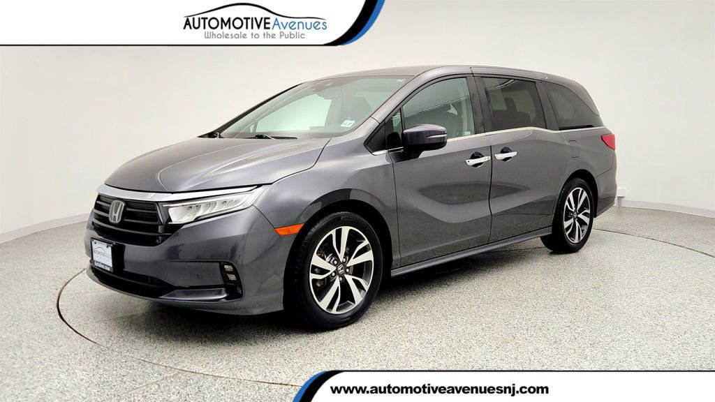 Used 2023 Honda Odyssey Touring image 1