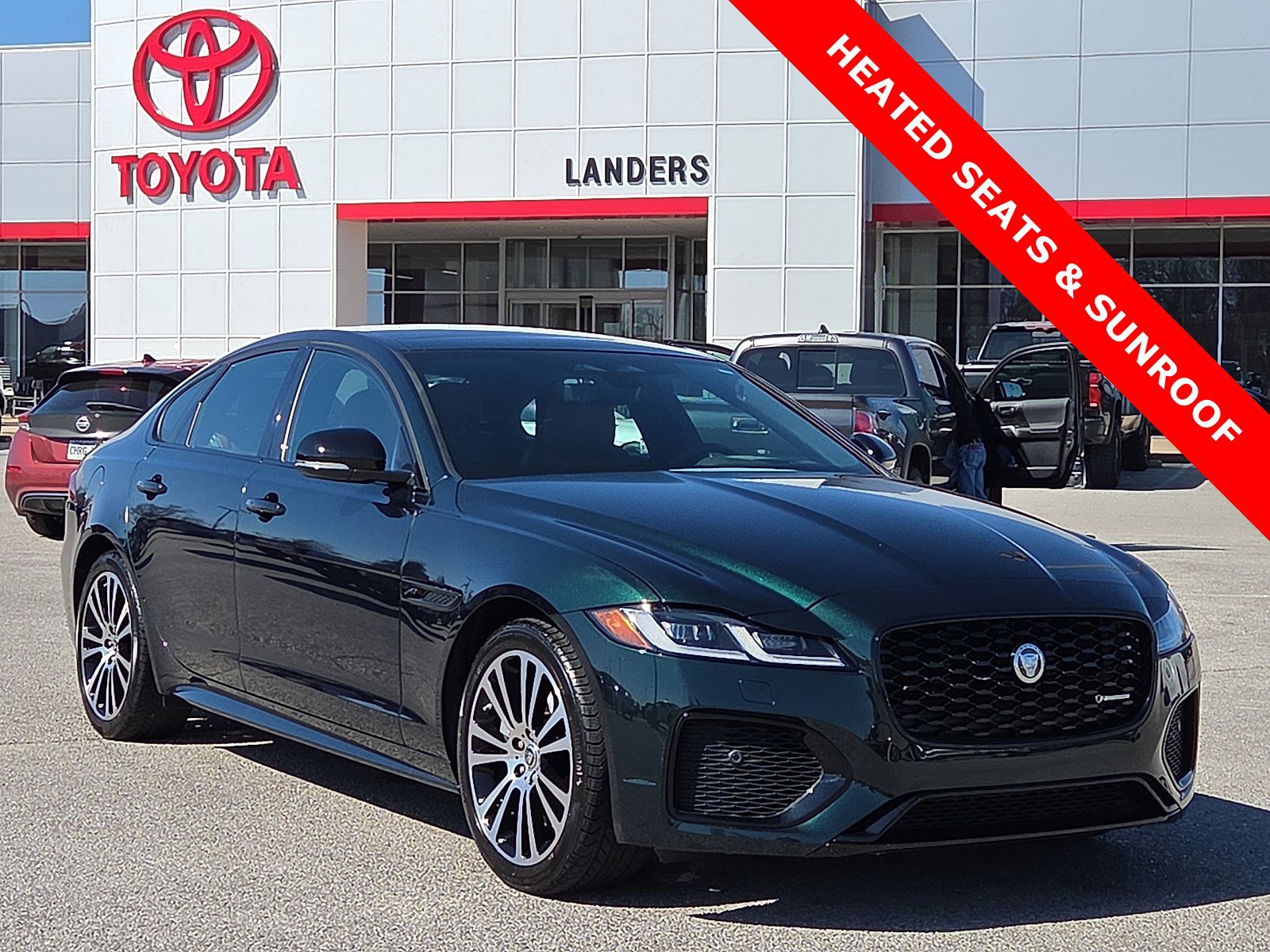 Used 2024 Jaguar XF R-Dynamic SE video 1
