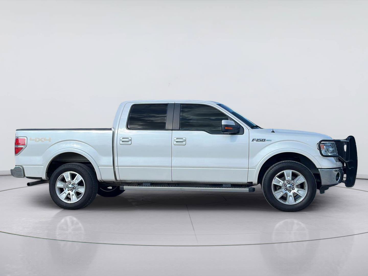 Used 2013 Ford F150 Lariat w/ Luxury Equipment Group AWD/4WD image 2