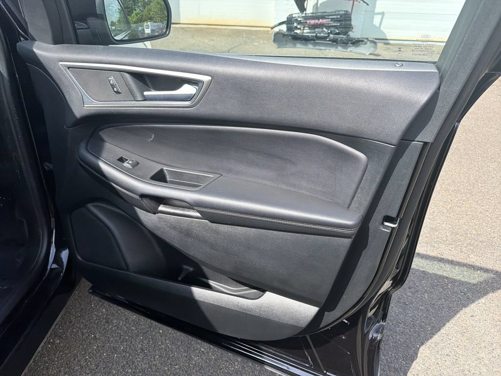 Used 2024 Ford Edge SEL w/ Convenience Package AWD/4WD image 14