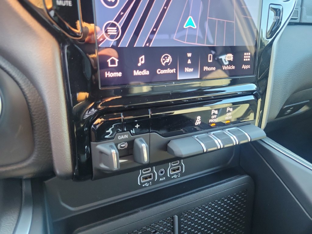New 2026 RAM 1500 Big Horn AWD/4WD image 10