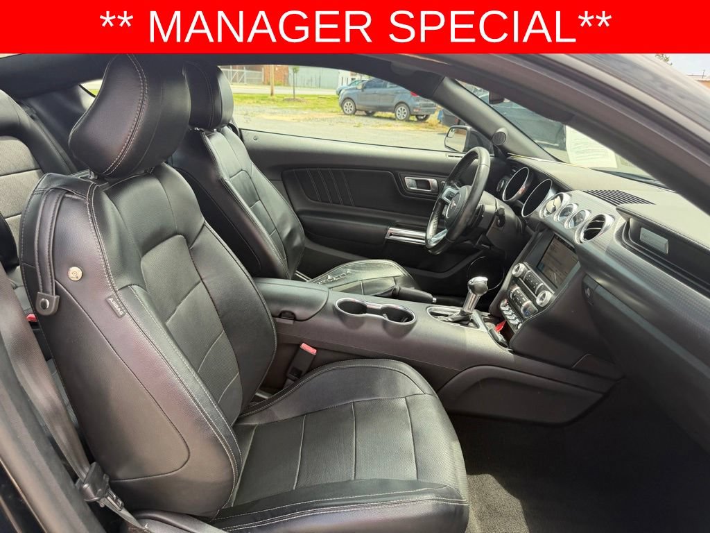Used 2019 Ford Mustang GT Premium w/ GT Performance Package RWD image 28