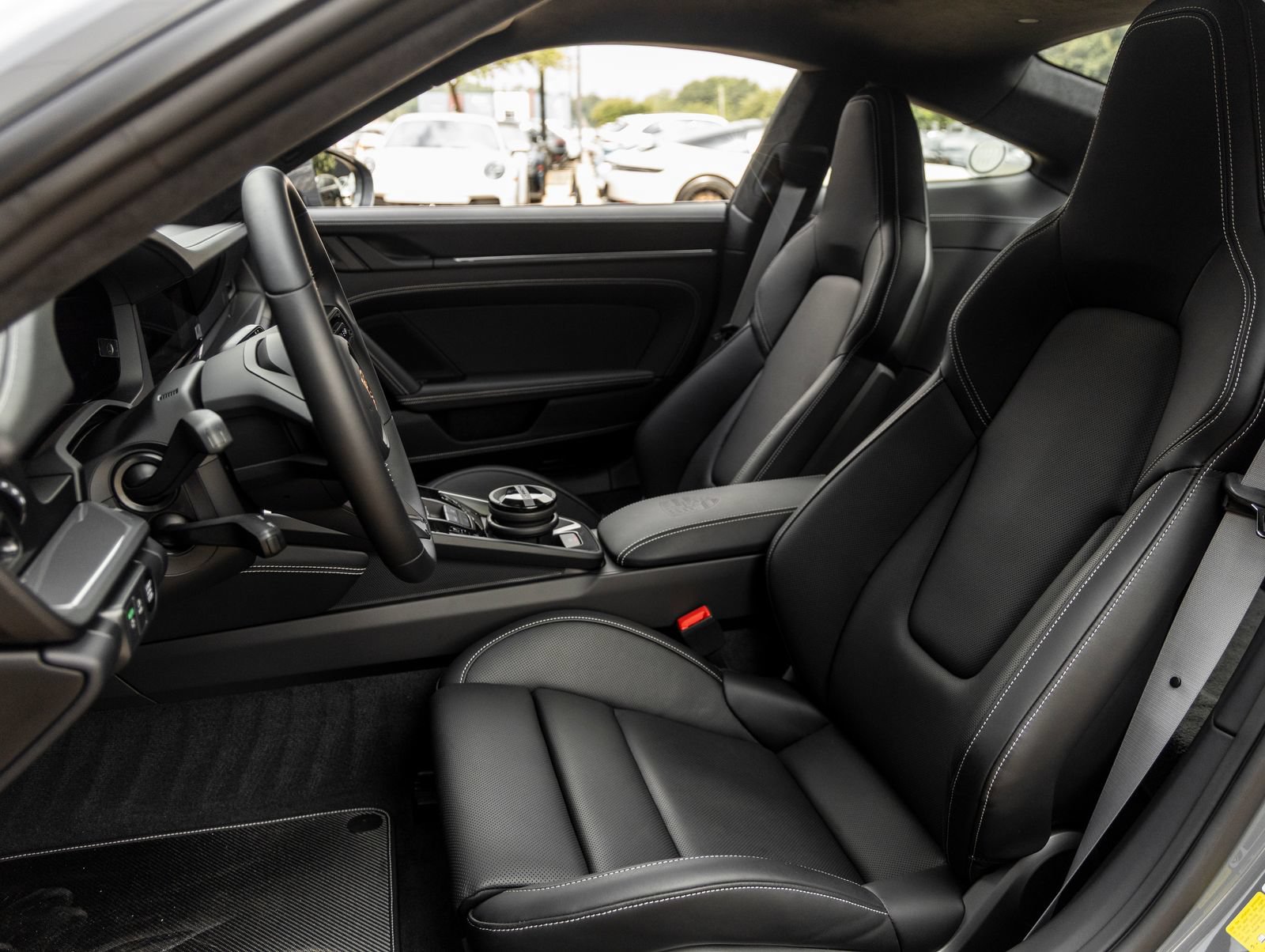 Used 2026 Porsche 911 Carrera T RWD image 5