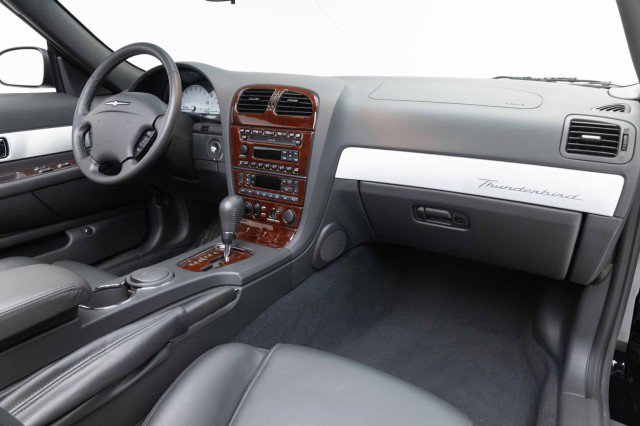 Used 2002 Ford Thunderbird Deluxe image 2