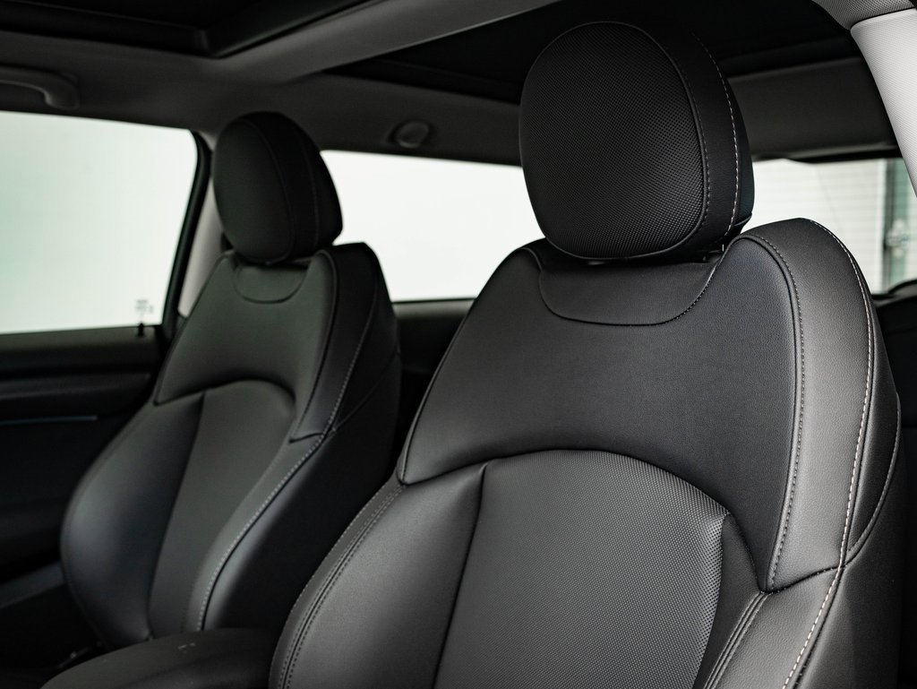 Used 2024 MINI Cooper SE image 23