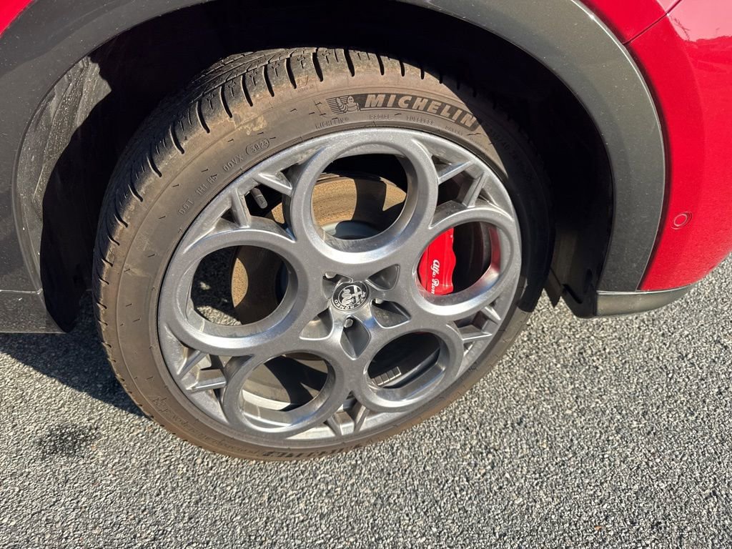 Used 2024 Alfa Romeo Tonale Veloce image 5