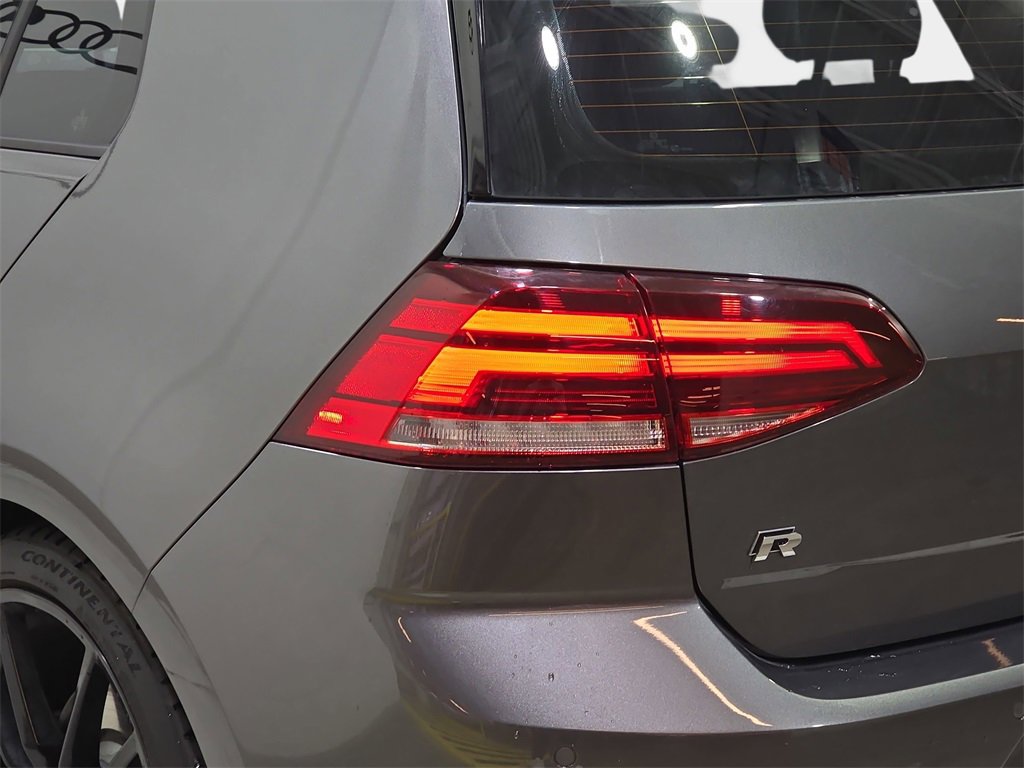 Used 2019 Volkswagen Golf R 4-Door image 34