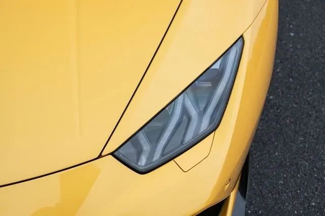 Used 2015 Lamborghini Huracan LP 610-4 image 5