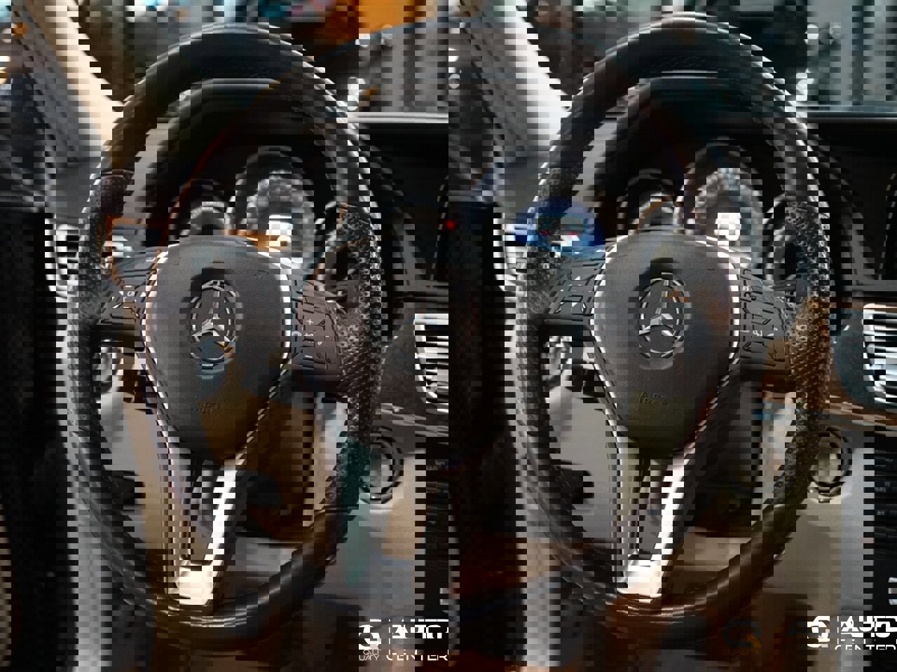 Used 2014 Mercedes-Benz E 250 E 250 Base BlueTEC® 4MATI image 18