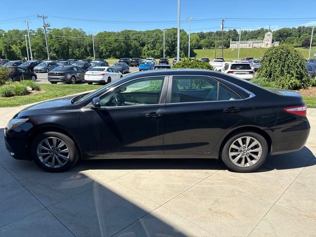 Used 2016 Toyota Camry XLE FWD image 4