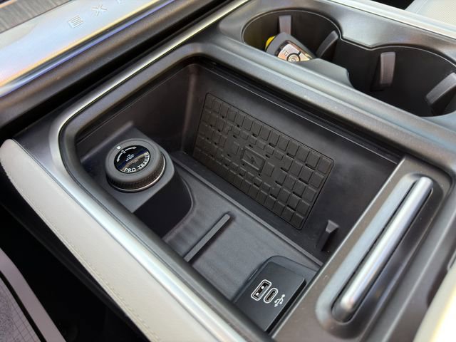 Used 2025 Ford Expedition Max Platinum w/ Platinum Ultimate Package image 46