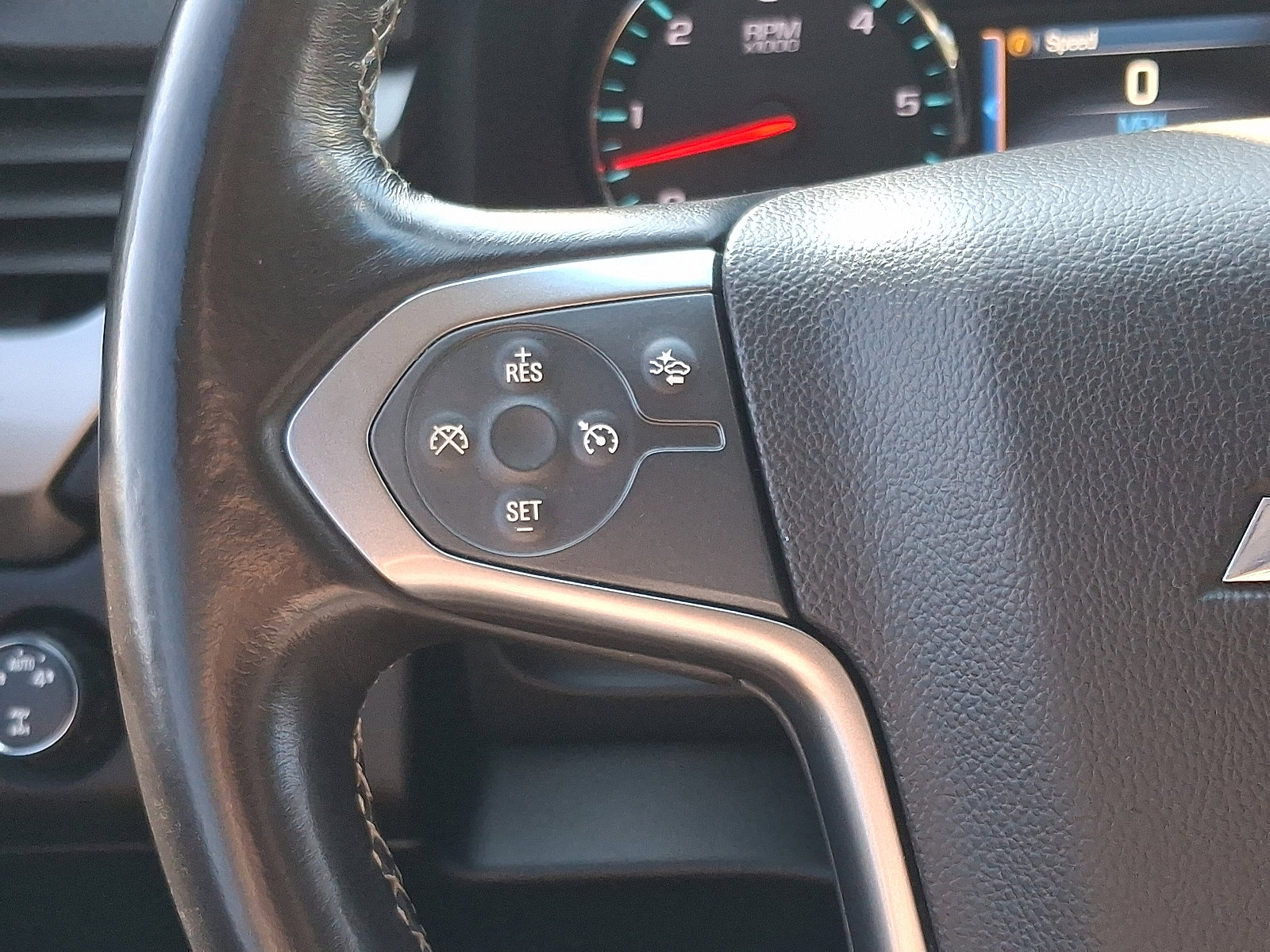 Used 2015 Chevrolet Tahoe LT image 23