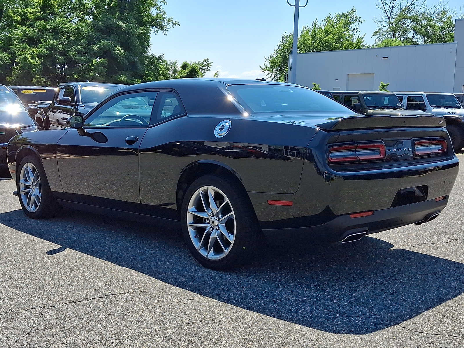 Used 2022 Dodge Challenger GT AWD/4WD image 4