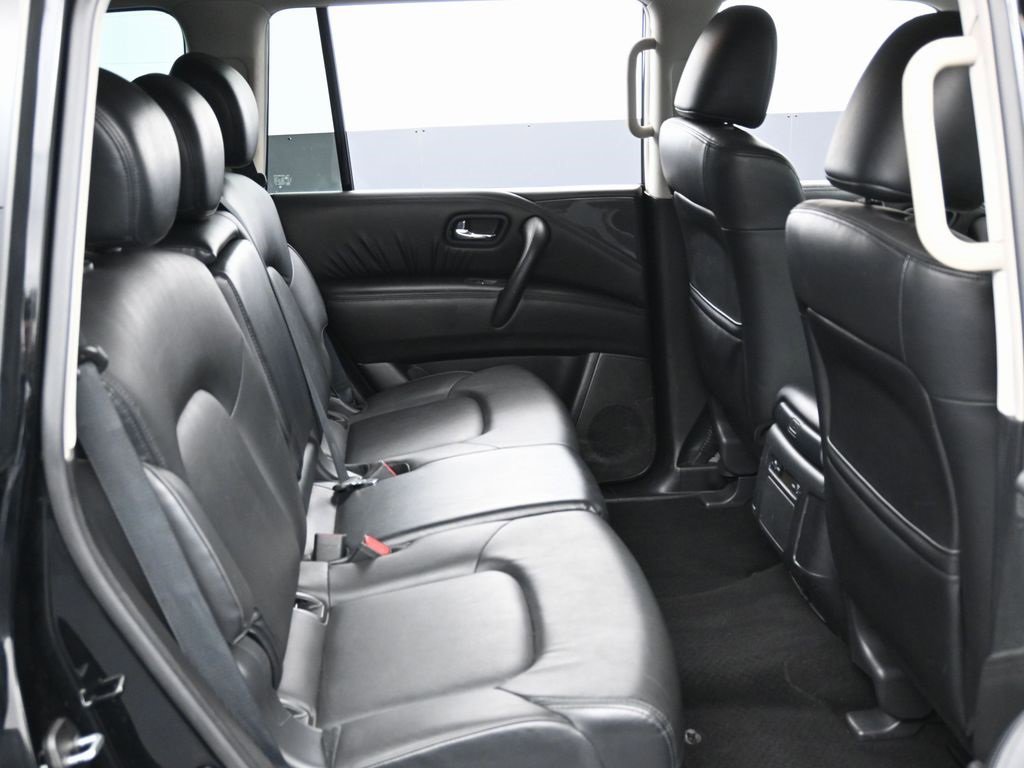 Used 2023 Nissan Armada SV image 33