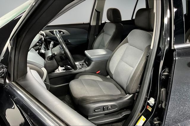 Used 2020 Chevrolet Traverse LT w/ Driver Confidence II Package AWD/4WD image 20