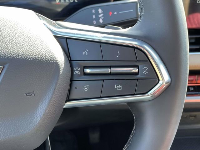 New 2026 Chevrolet Equinox ACTIV w/ Safety and Technology Package image 21