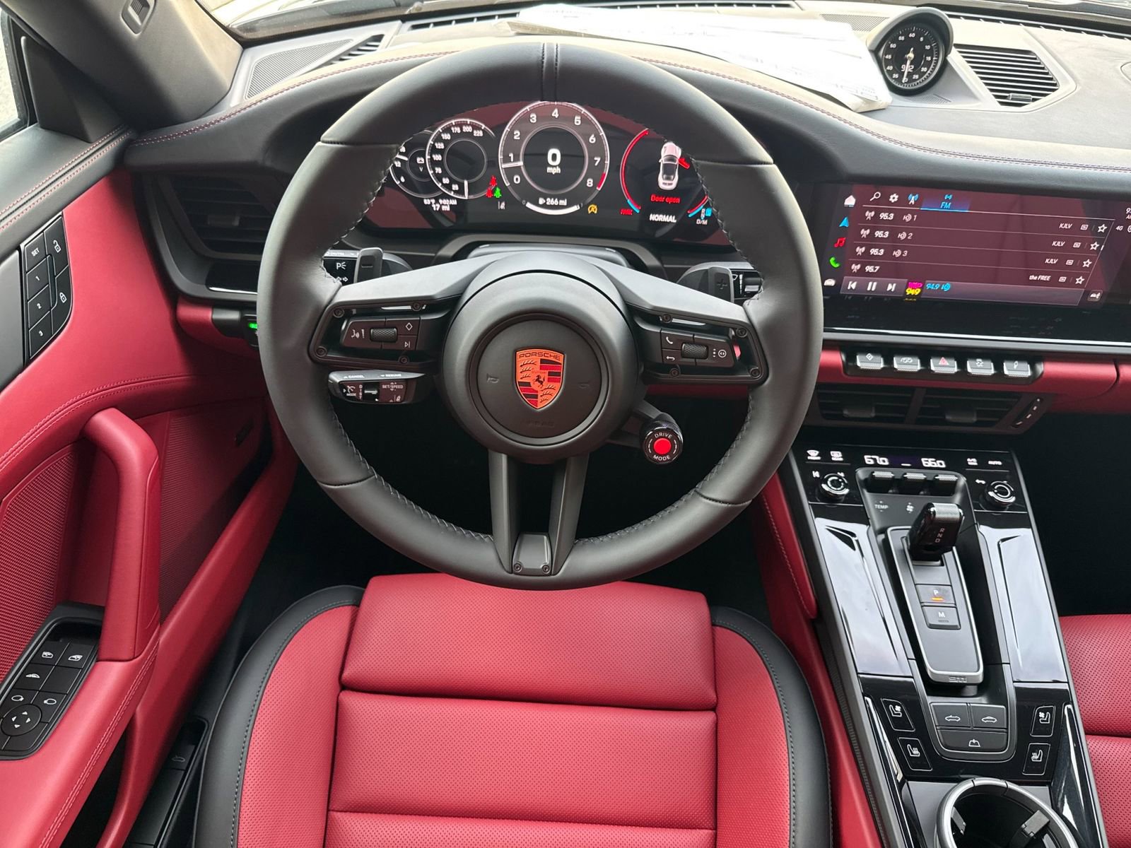 New 2026 Porsche 911 Carrera 4S image 15