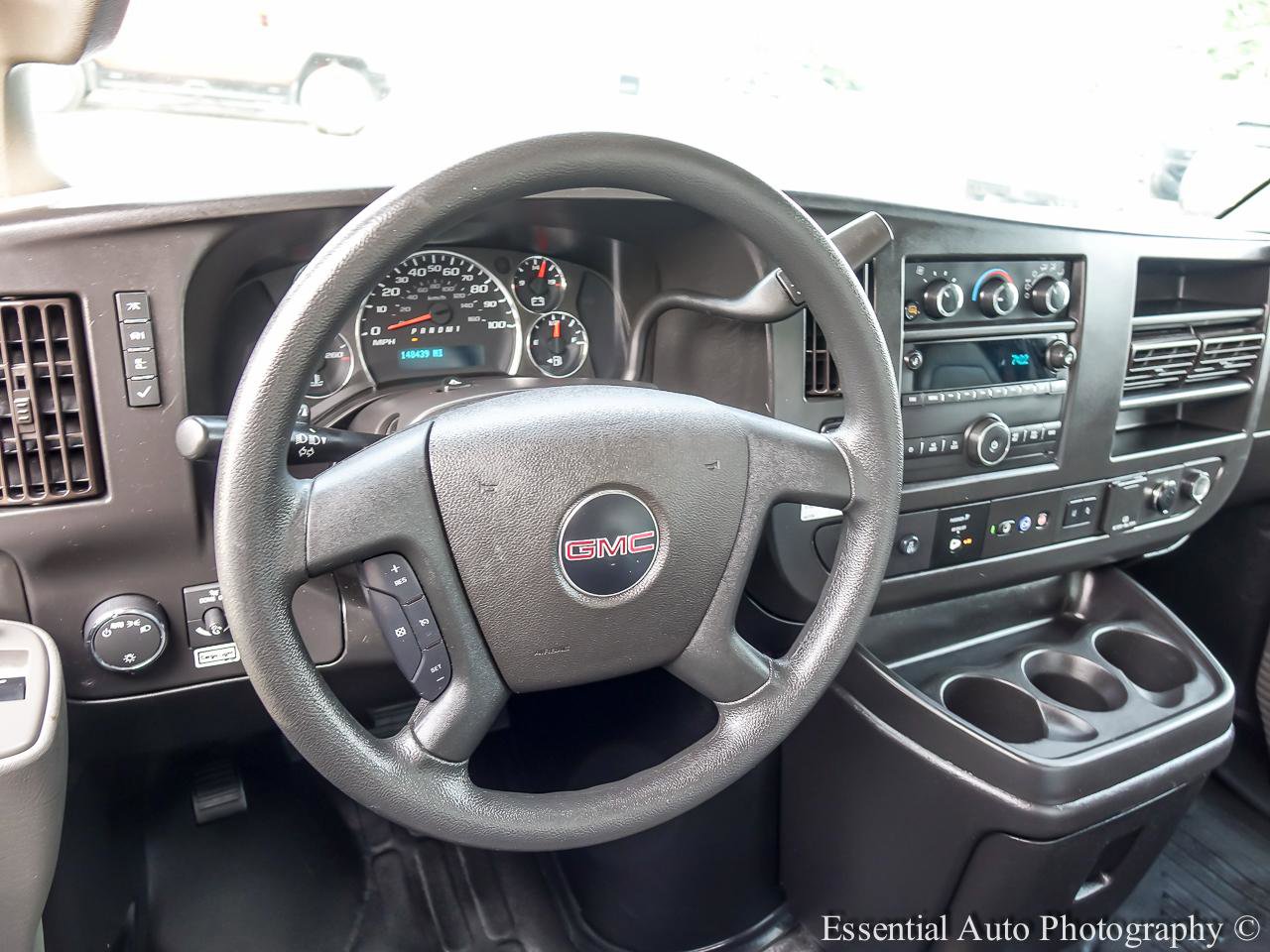 Used 2022 GMC Savana 3500 Extended w/ Power Convenience Package RWD image 10