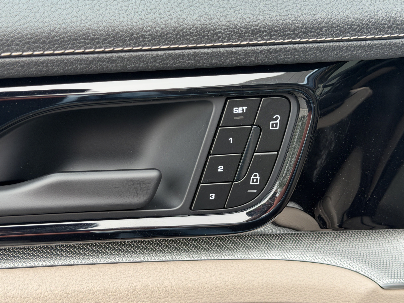 New 2026 Porsche Panamera 4 AWD/4WD image 22