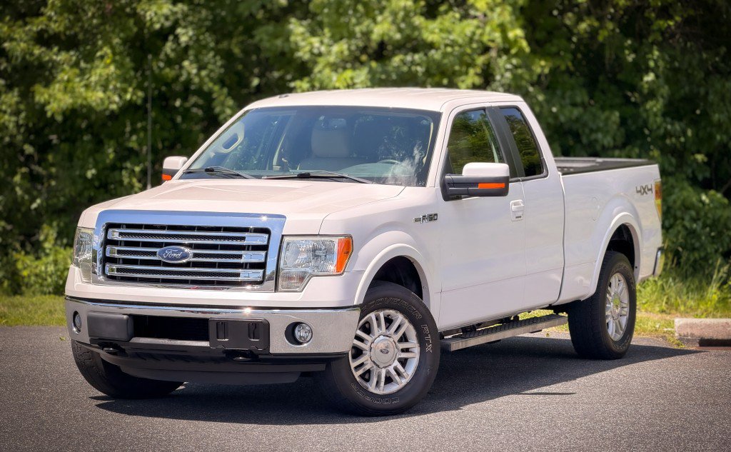 Used 2013 Ford F150 Lariat w/ Mid Equipment Group AWD/4WD image 6