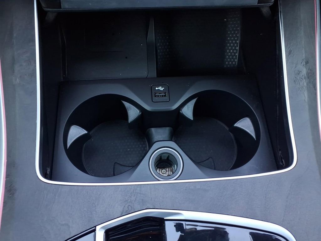 Used 2024 BMW X5 xDrive40i w/ Premium Package image 13