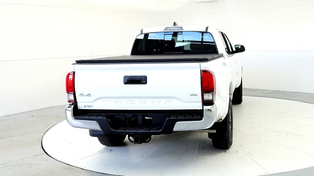 Certified 2023 Toyota Tacoma SR5 AWD/4WD image 5