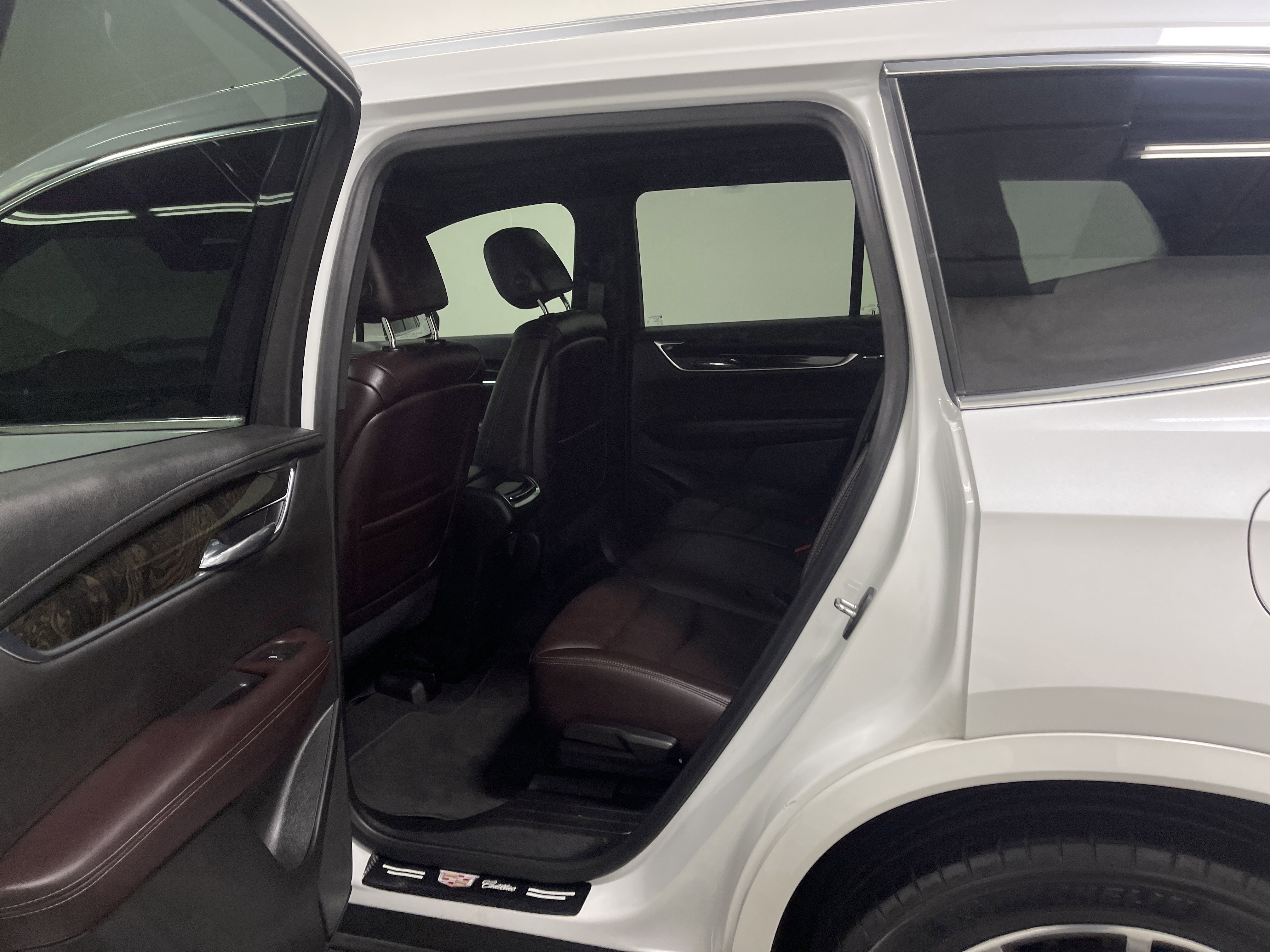 Used 2021 Cadillac XT6 Premium Luxury image 13