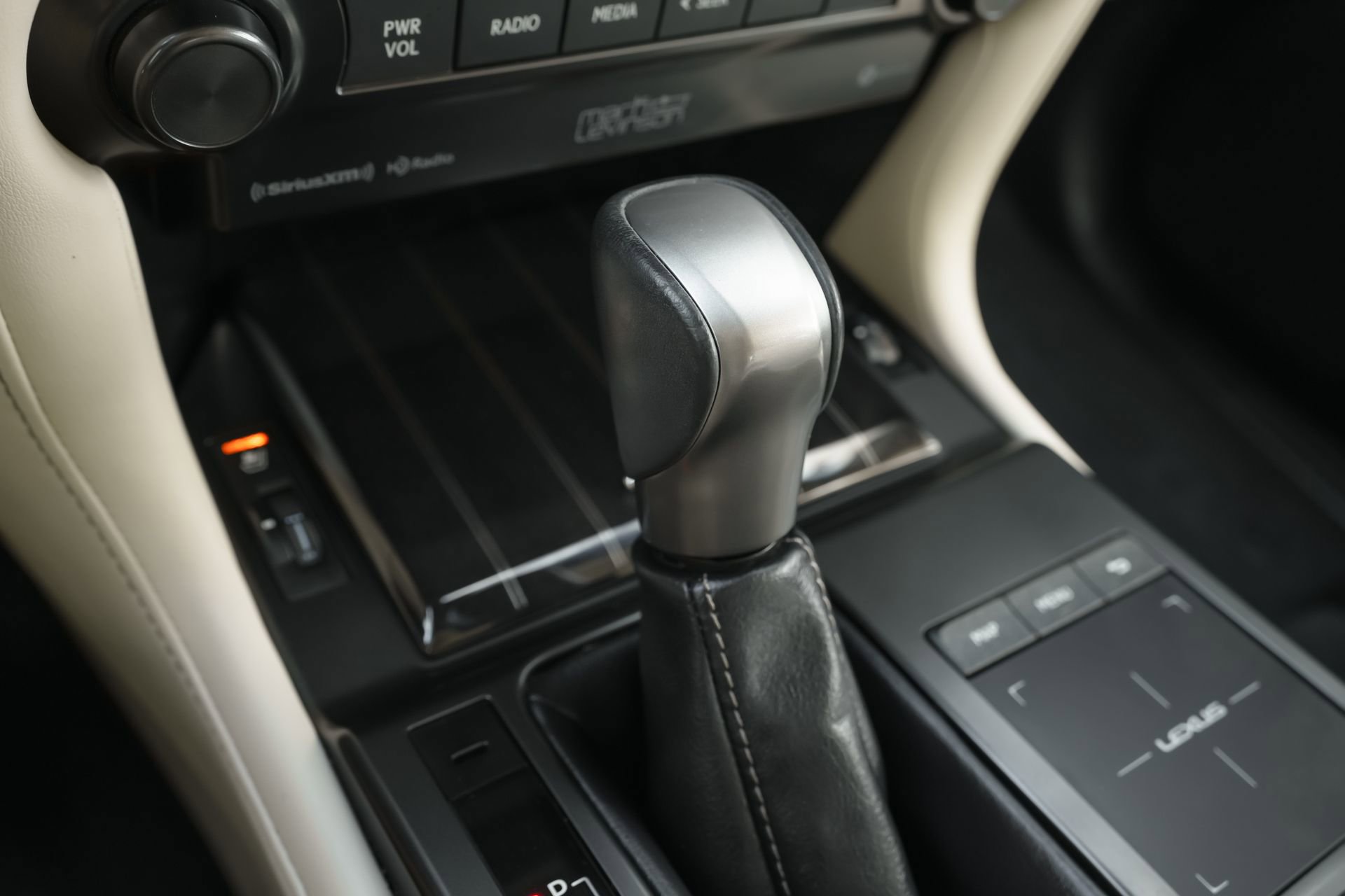 Used 2023 Lexus GX 460 Premium image 19