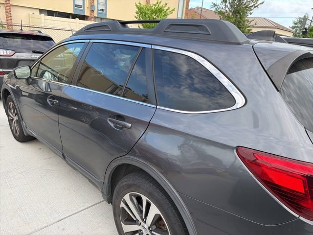 Used 2018 Subaru Outback 2.5i Limited image 8