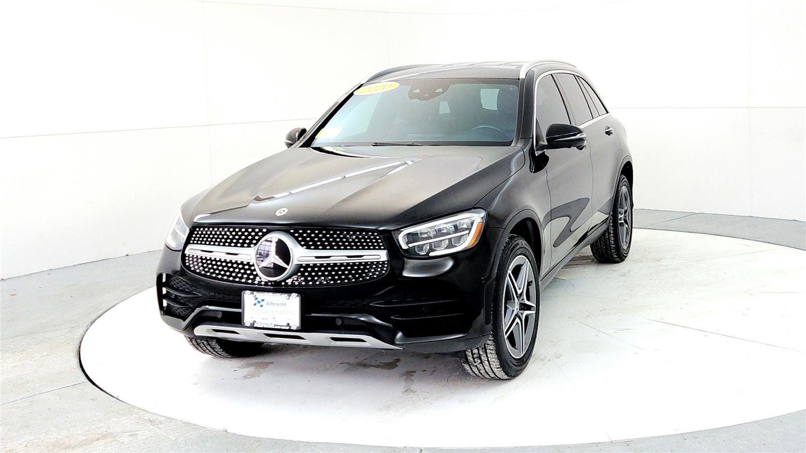 Used 2020 Mercedes-Benz GLC 300 4MATIC image 2