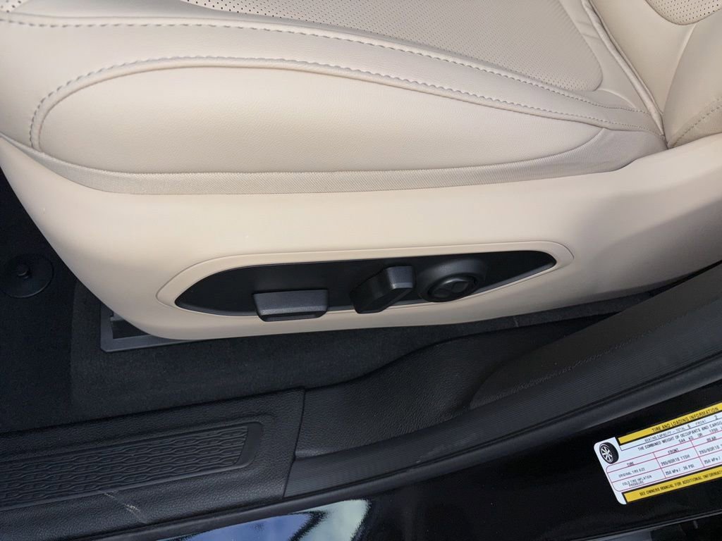 New 2025 Jeep Grand Cherokee L Limited w/ Luxury Tech Group II image 35