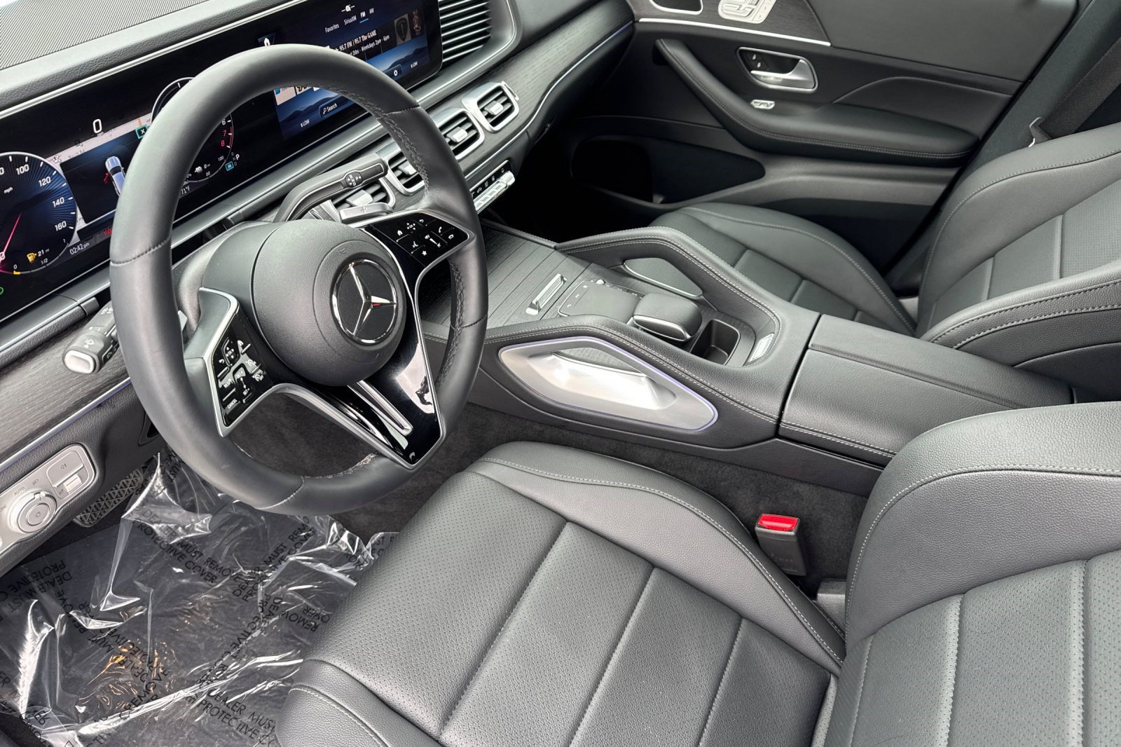 Certified 2025 Mercedes-Benz GLE 450e 4MATIC image 4