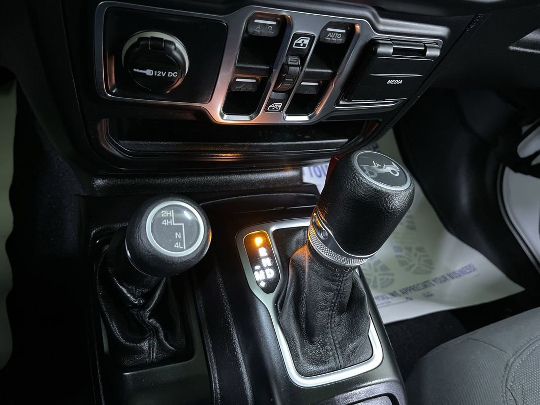 Used 2018 Jeep Wrangler Unlimited Sport S image 24