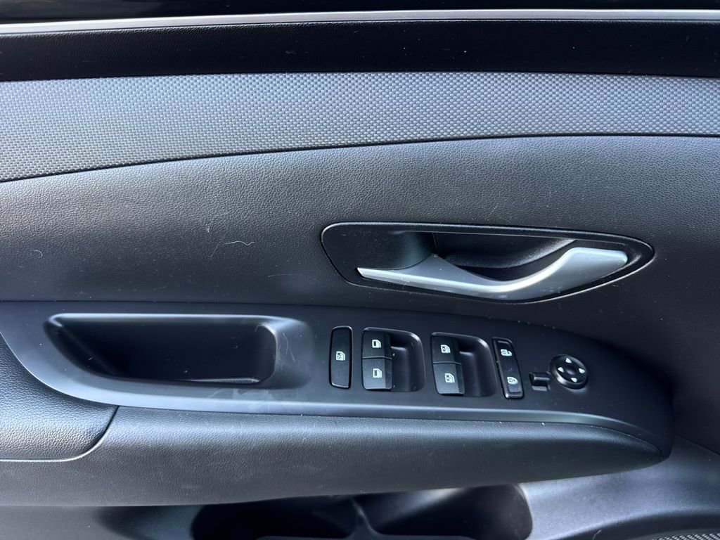 Used 2023 Hyundai Santa Cruz SEL Premium w/ Cargo Package image 10