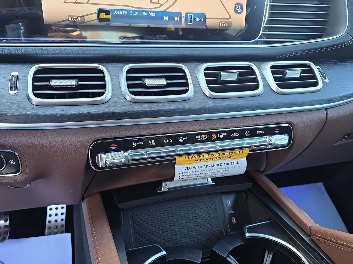 New 2026 Mercedes-Benz GLS 450 4MATIC image 24