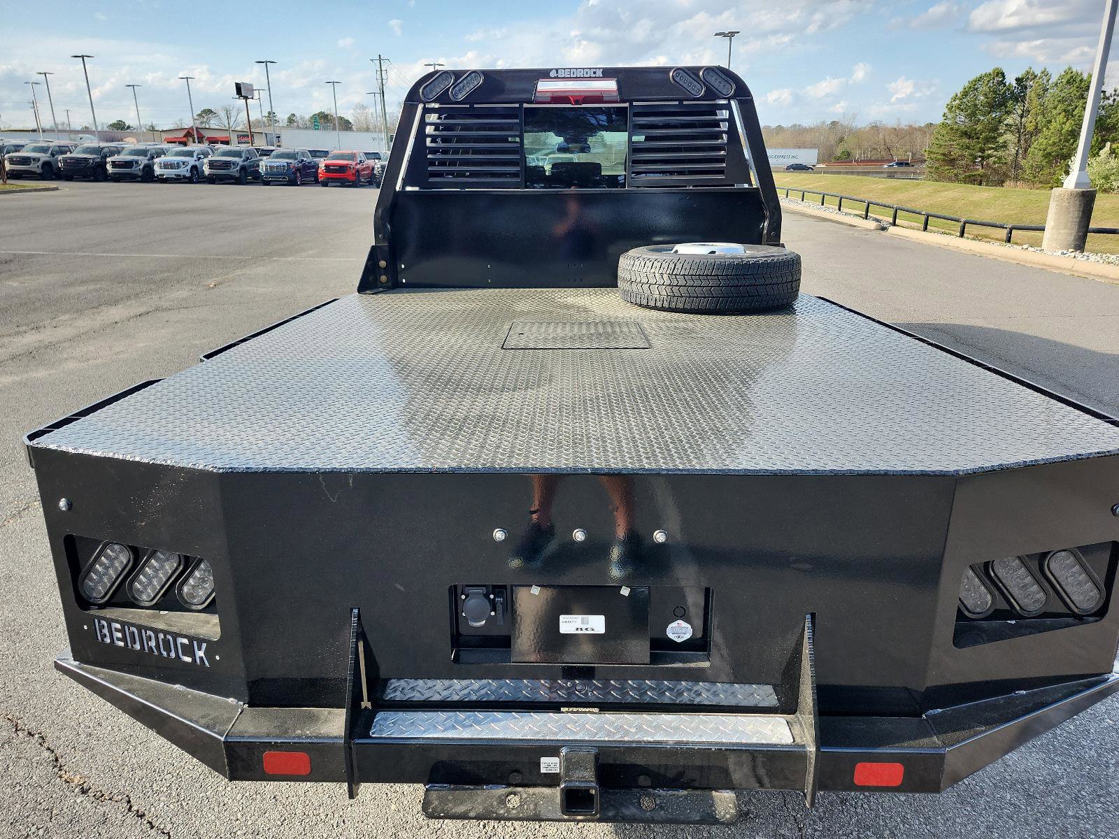 New 2026 GMC Sierra 3500 Pro w/ Convenience Package image 10