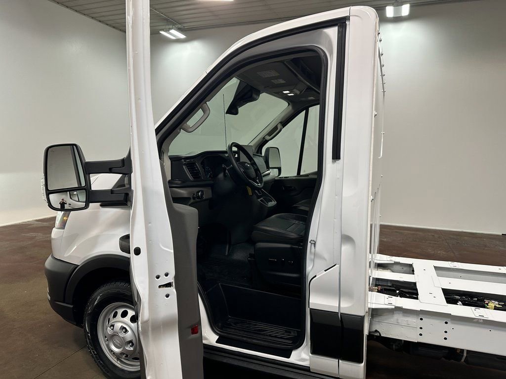 Used 2023 Ford Transit 350 DRW AWD image 62