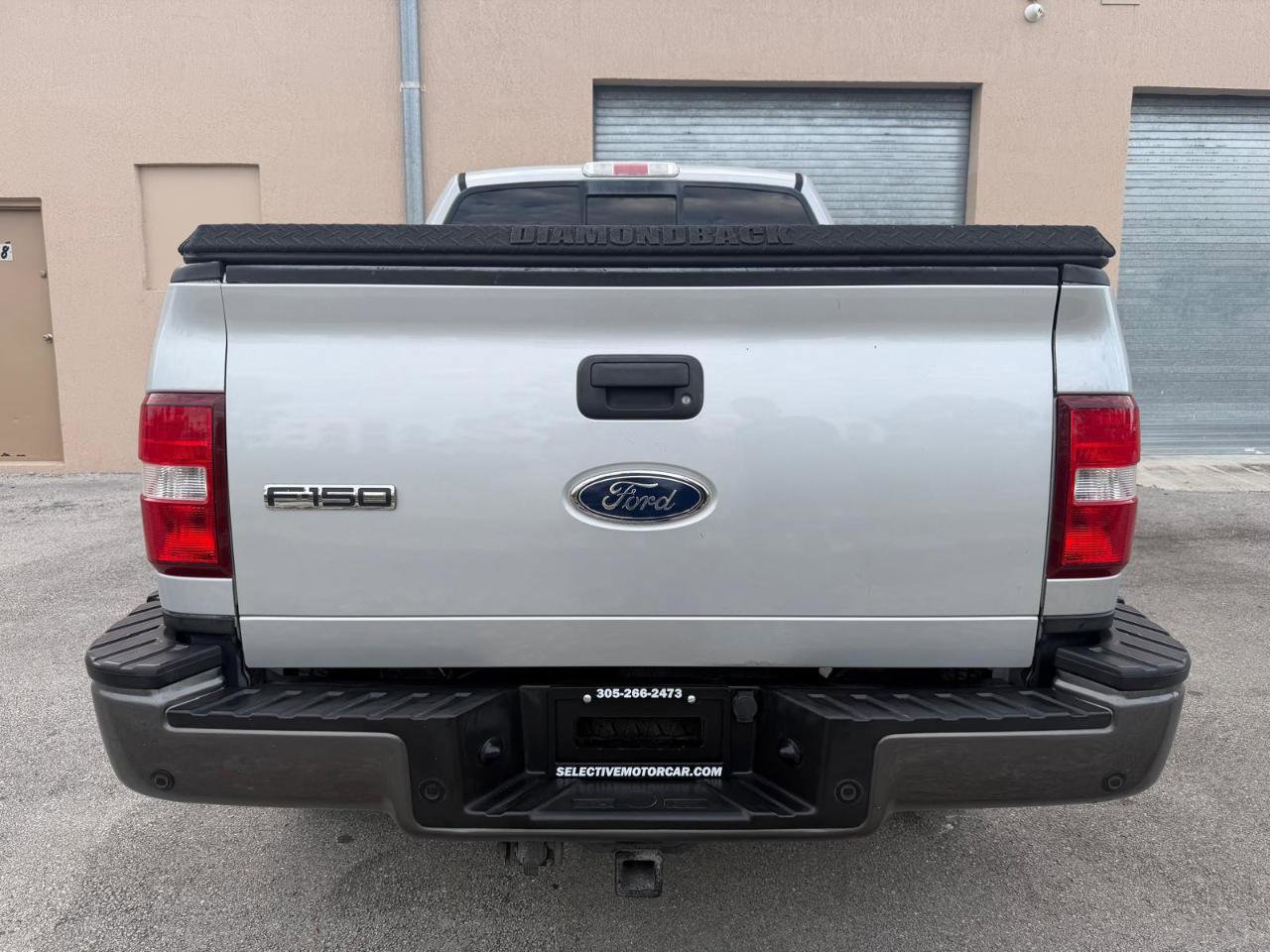 Used 2005 Ford F150 XLT image 9