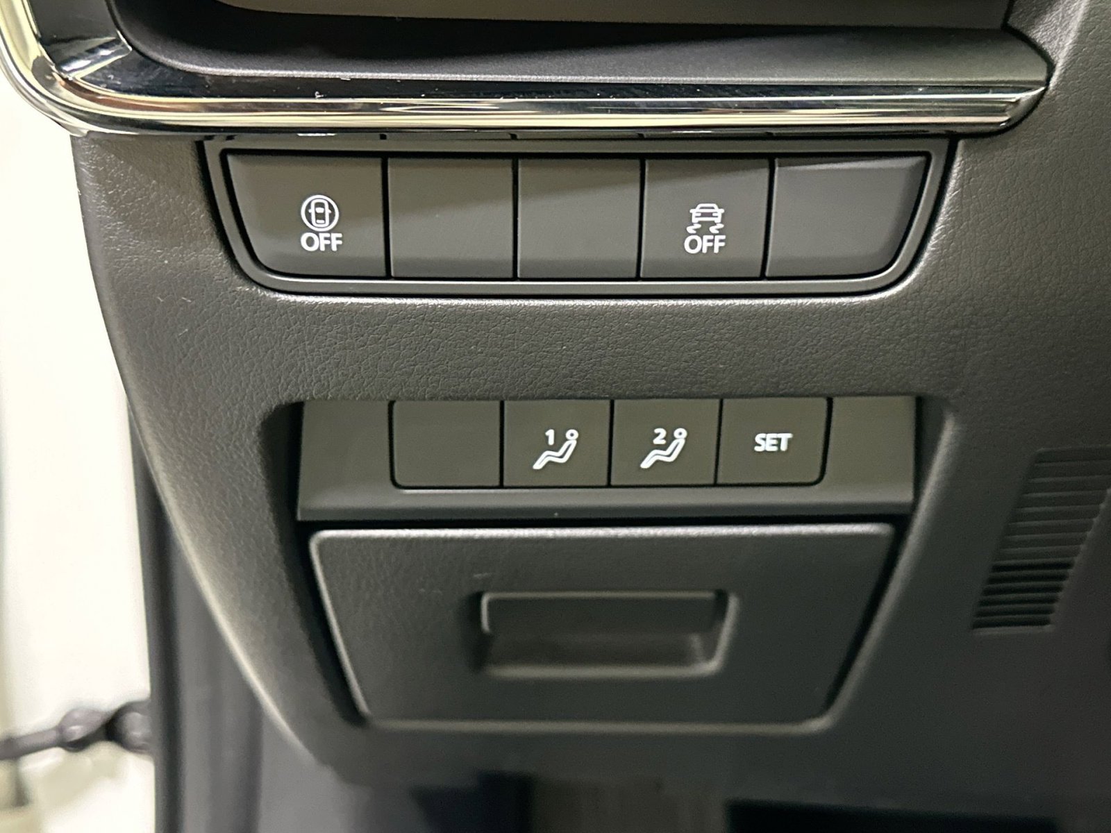 Used 2021 MAZDA MAZDA3 s image 18