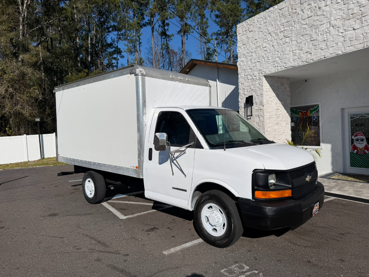 Used 2007 Chevrolet Express 3500 image 16