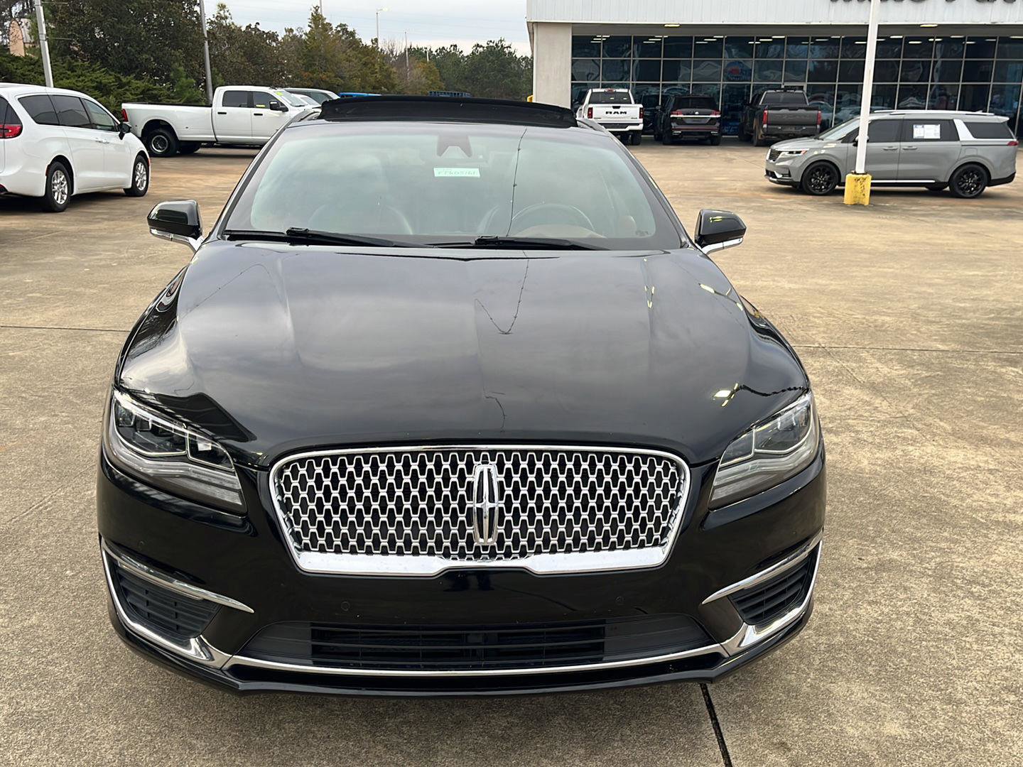 Used 2018 Lincoln MKZ Black Label w/ Technology Package image 2