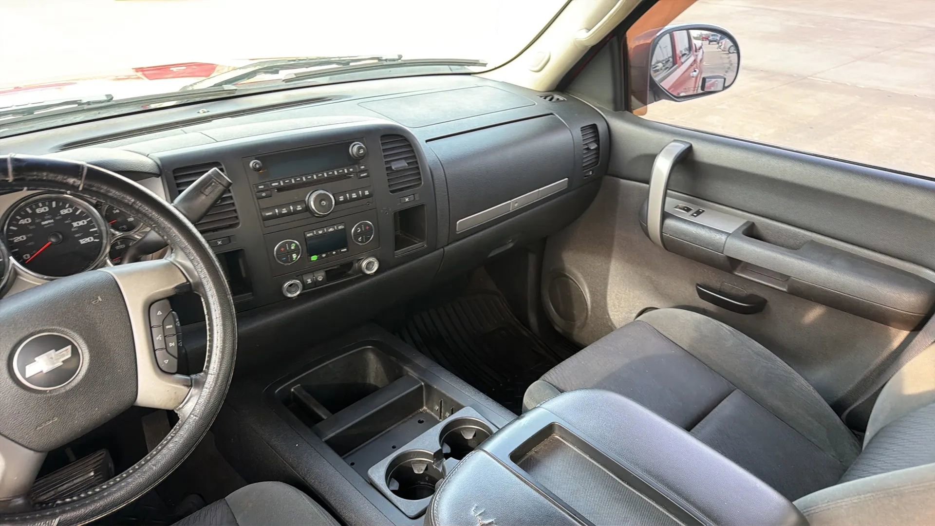 Used 2008 Chevrolet Silverado 1500 LT w/ Towing Package image 61