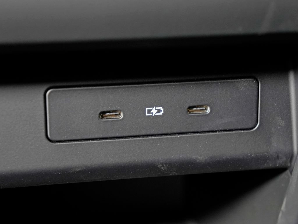 Certified 2024 Porsche Cayenne AWD/4WD image 41