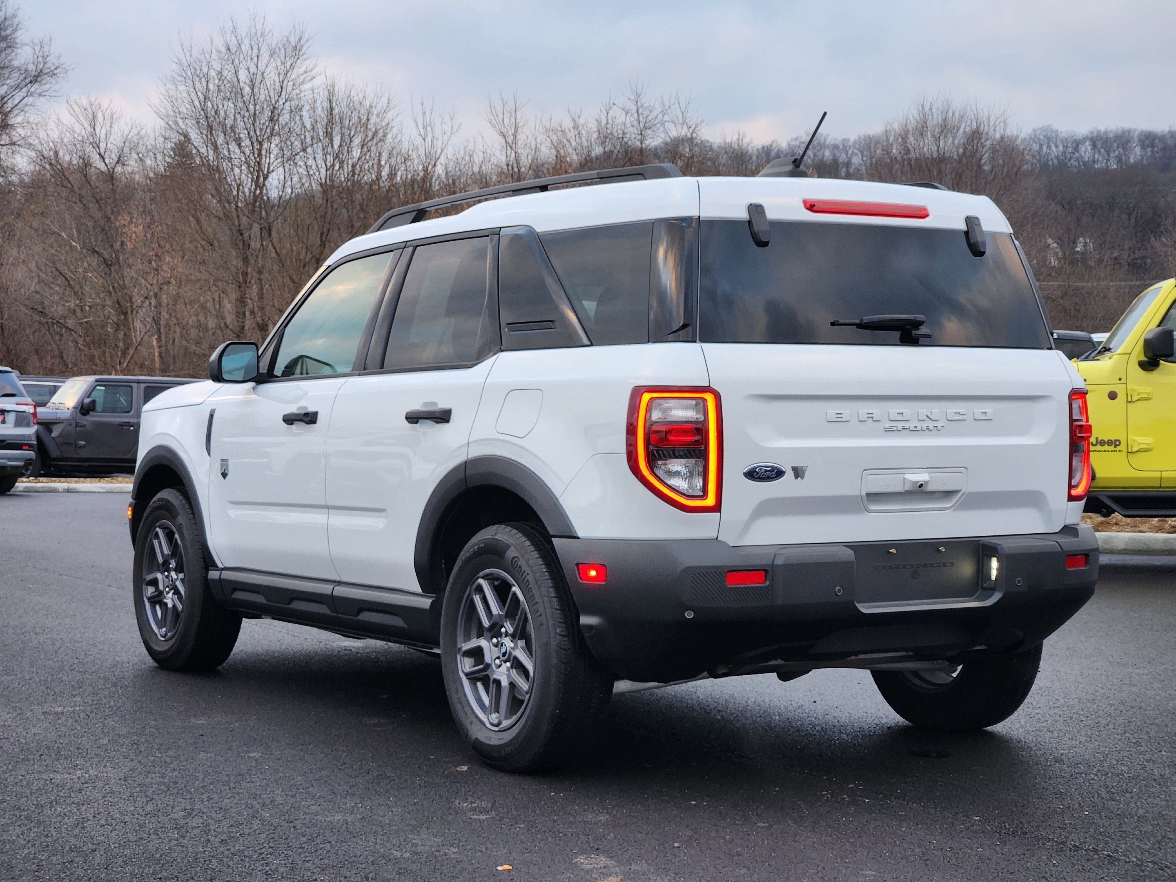 Used 2025 Ford Bronco Sport Big Bend w/ Convenience Package image 2