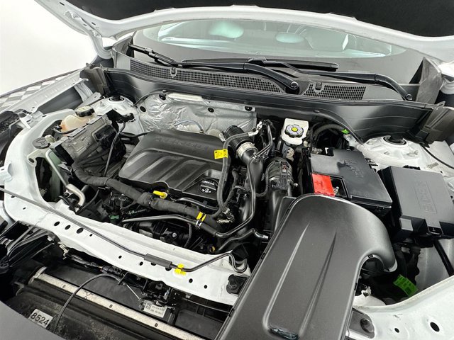 Used 2024 Chevrolet Trax RS w/ Sunroof Package image 29