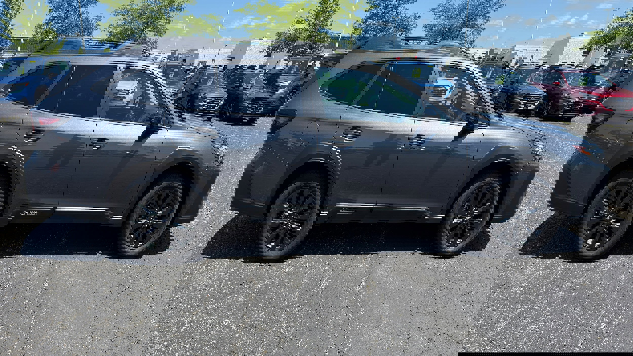 Certified 2025 Subaru Outback Onyx Edition XT image 2