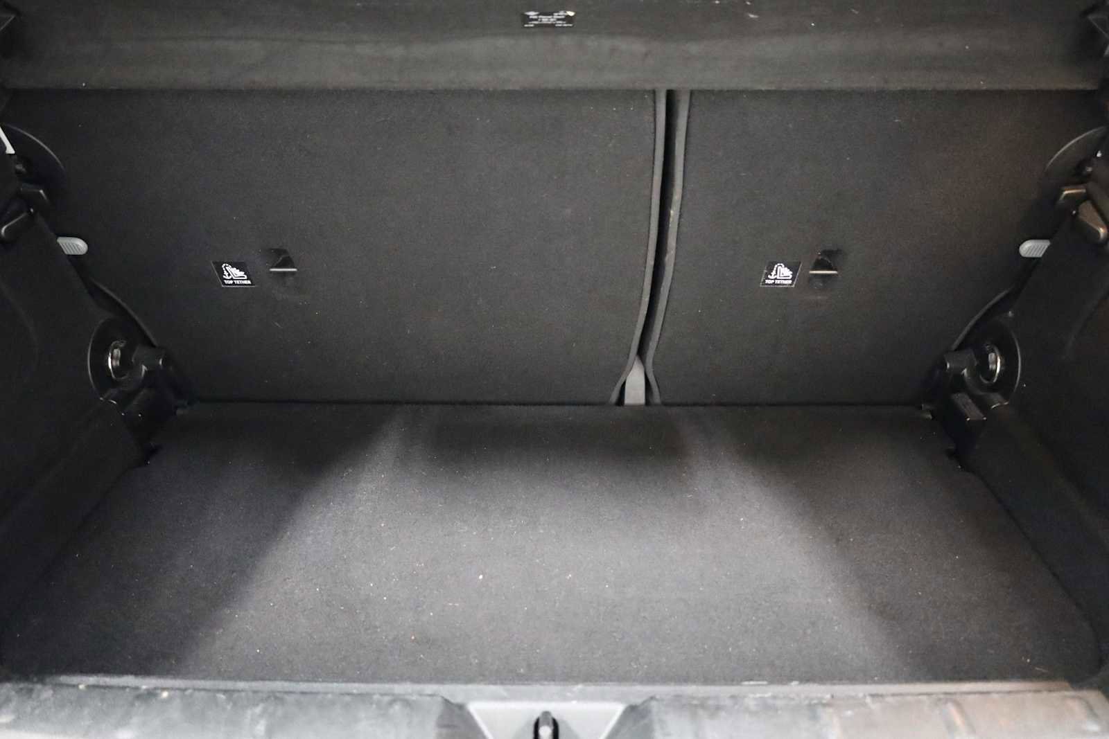 Used 2015 MINI Cooper 2-Door Hardtop image 36