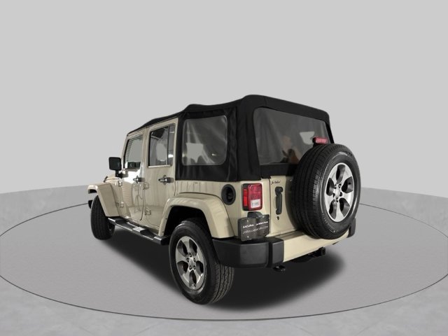 Used 2017 Jeep Wrangler Unlimited Sahara w/ Max Tow Package AWD/4WD image 5